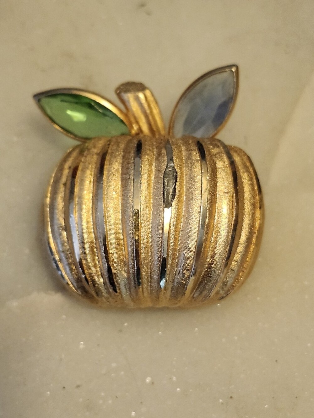 Vtg Gold-Tone Pumpkin Brooch with Green and Opalescent Leaves
